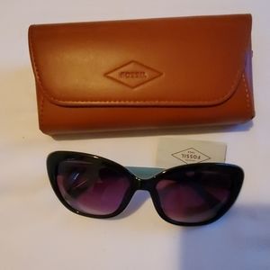 Fossil sunglasses with case.